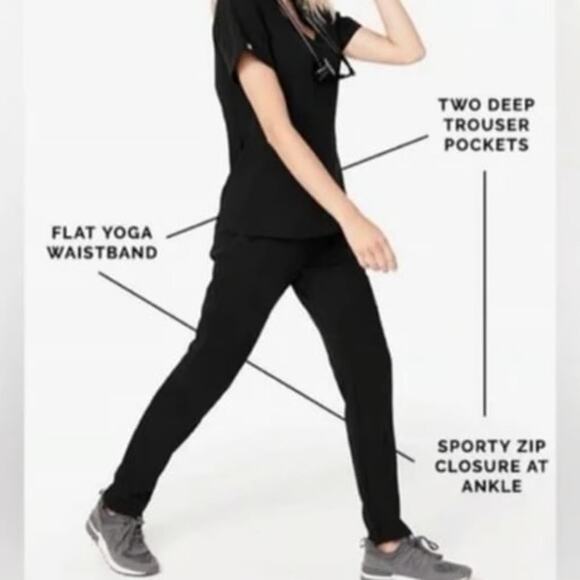 FIGS Kanye Moto Scrub Pant - Picture 7 of 7